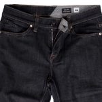 Volcom Solver Farmer nadrág - Stílusos és kényelmes Slim Fit Straight farmer nadrág.