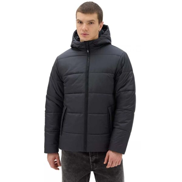 Vans Norris MTE-1 Puffer kabát - meleg és stílusos választás télen.