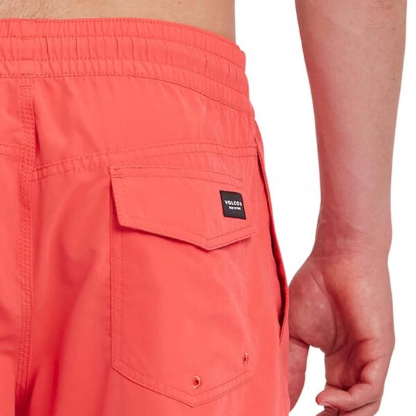 Volcom Lido Solid Trunk fürdőnadrág 16 washed ruby