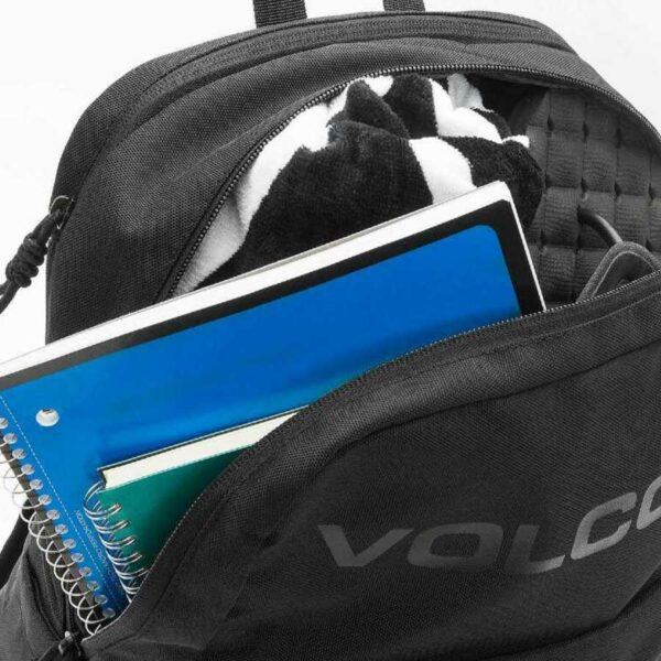 Volcom School Hátizsák fekete színben, három rekesszel és laptop tartóval.