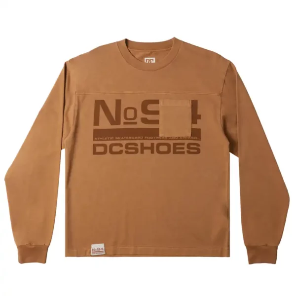 Dc No 94 Worker Ls Pocket póló chipmunk enzyme wash barna színben.