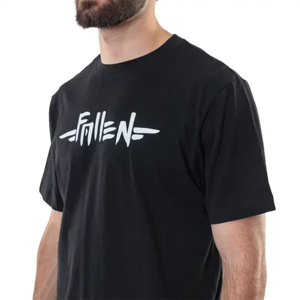 Fallen Grunge póló fekete színben.