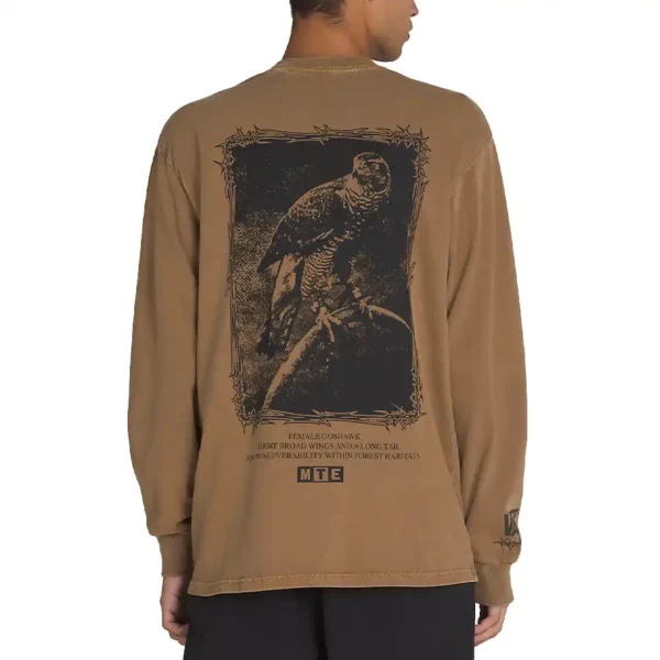 Vans MTE Goshawk hosszú ujjú póló, organikus pamut anyag, vintage hatású overdye mosás, szitanyomott grafikák. barna szín.