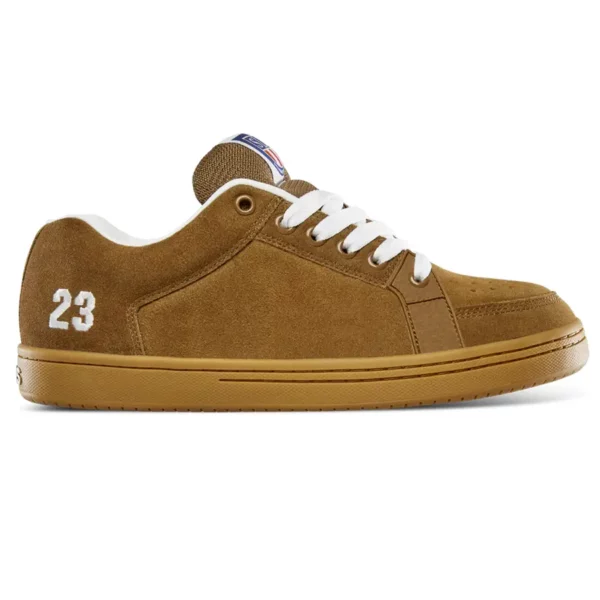 Etnies Sal 23 cipő brown gum -barna színben, retro stílusban, prémium velúr felsőrésszel