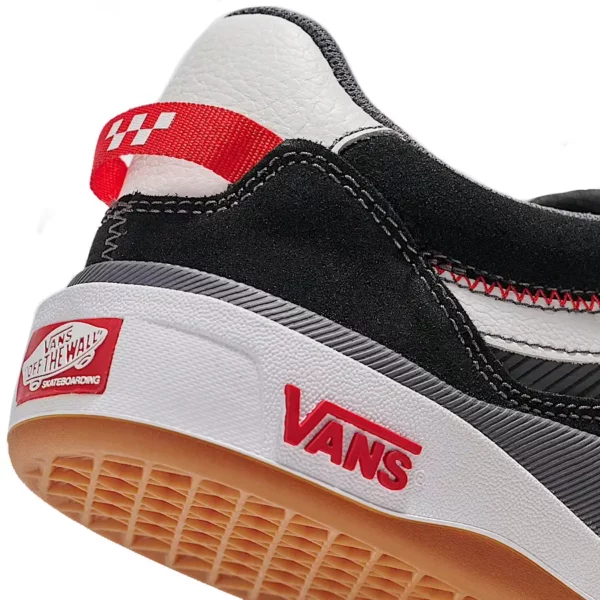 Vans Skate 2 Wayvee cipő – légáteresztő hálós felsőrész, PopCush™ talpbetét és Wafflecup™ szerkezet a maximális teljesítményért.