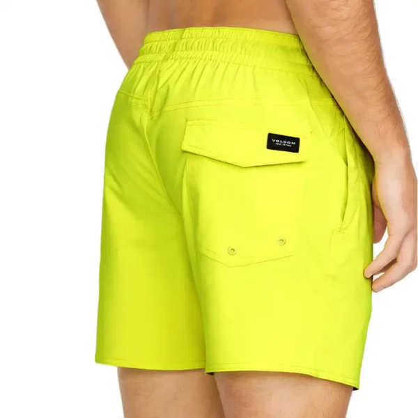 Volcom Lido Solid Trunk fürdőnadrág 16 tennis ball -neon sárga színben.