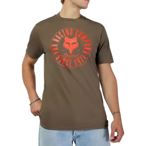Fox Emblem prémium póló military színben, puha pamut jersey anyagból, ikonikus grafikával