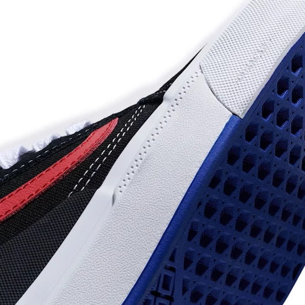 Vans BMX Old Skool cipő fekete színben – strapabíró Wafflecup BMX talpkialakítás és DURACAP™ megerősítés a maximális teljesítményért.