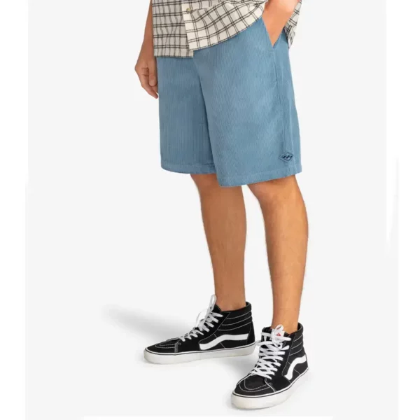 Billabong Larry Cord rövidnadrág mosott kék színben, vastag kordbársony anyagból, húzózsinóros derékkal