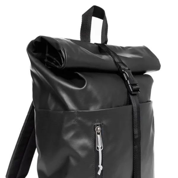 Eastpak Up Roll fekete hátizsák roll-top zárással és oldalsó palacktartóval