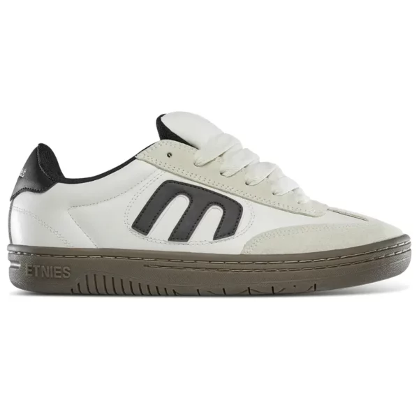 Etnies Locut gördeszkás cipő White/Black Gum színben, bőr és velúr felsőrésszel, tartós gumitalppal