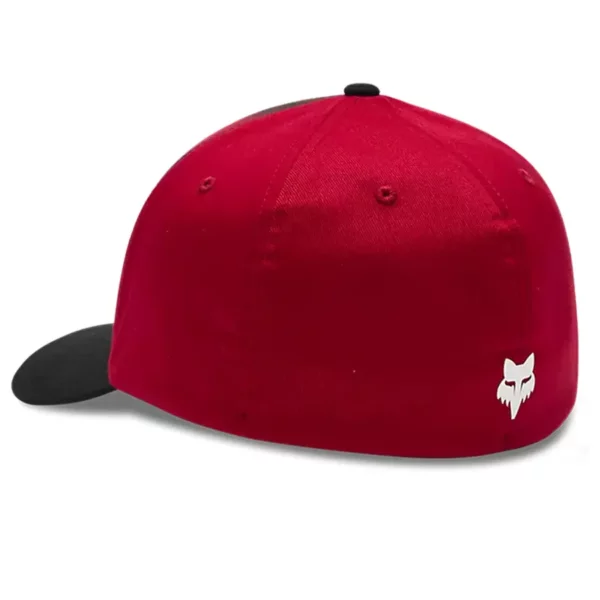 Fox RS Flexfit piros sapka, klasszikus Flexfit szabással és ikonikus Fox logóval