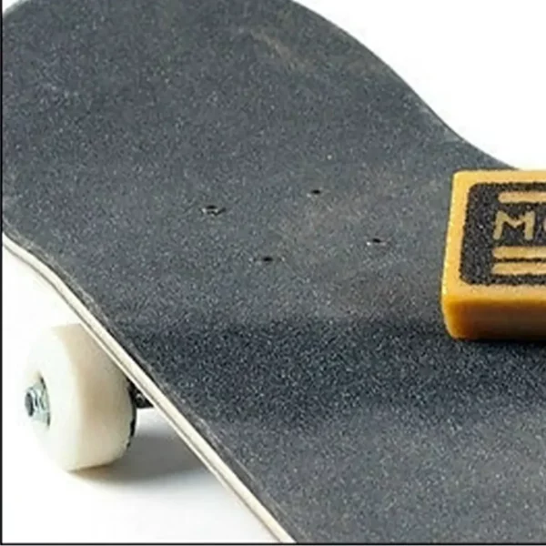 Mosaic Griptape Cleaner - Image 2