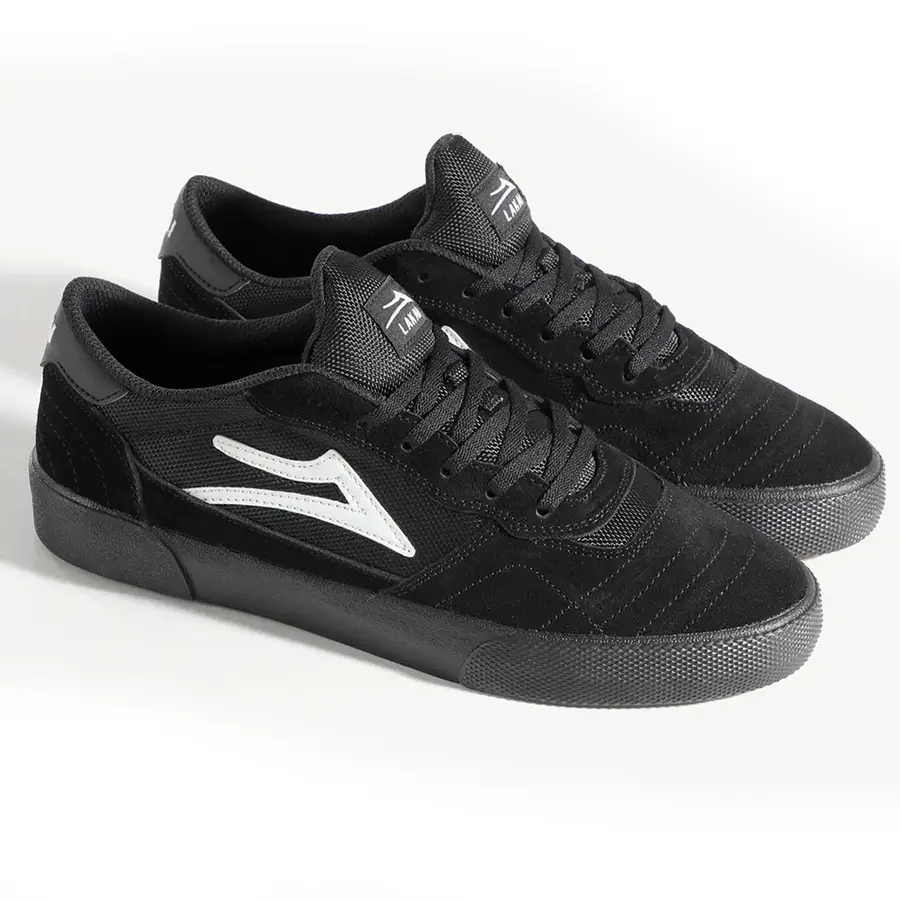 Lakai Cambridge fekete gördeszkás cipő velúr felsőrésszel és gumitalppal