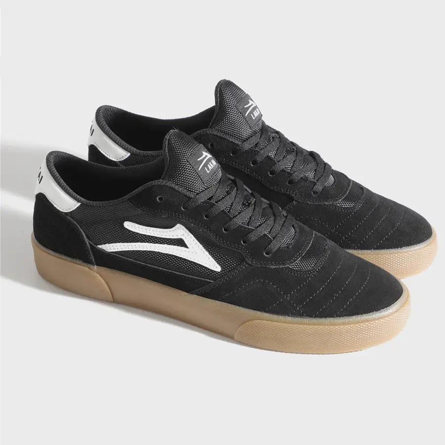 Lakai Cambridge black gum gördeszkás cipő velúr felsőrésszel és gumitalppal
